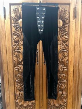 NWT Restyle XL velour velvet black legging